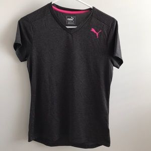 SALE! Puma Women’s Short Sleeve Shirt Size Medium